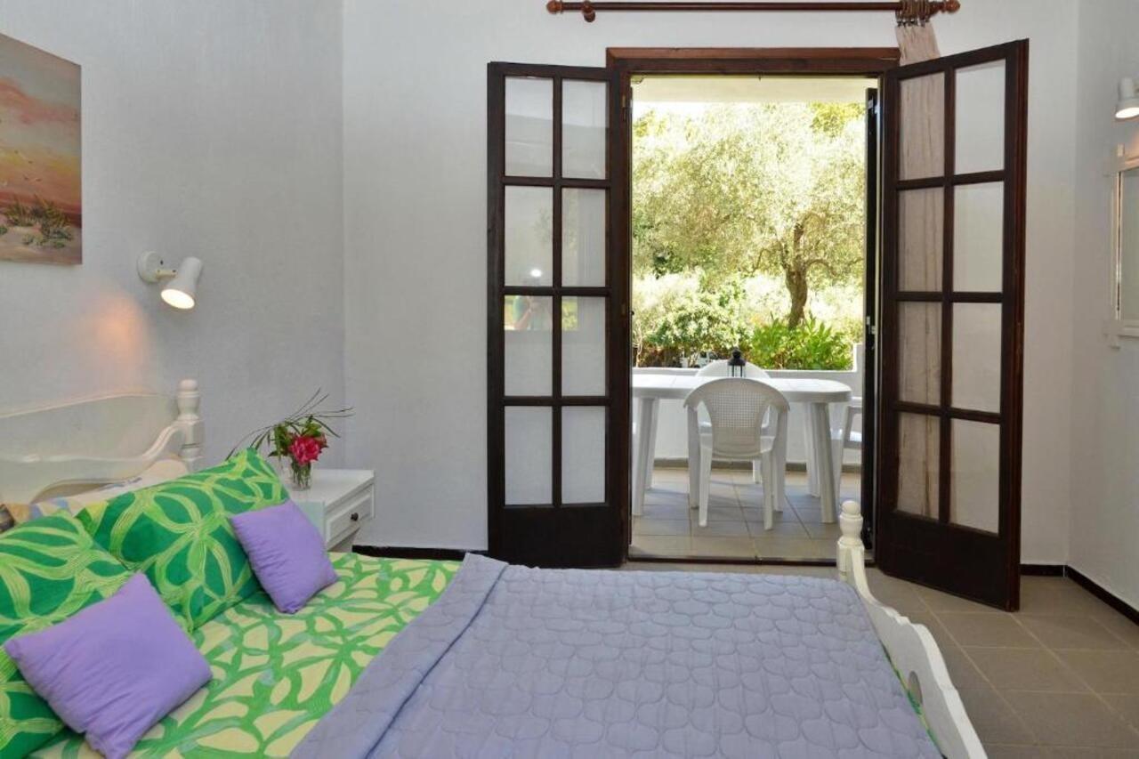 Katerina Apartments ตรูโลส ภายนอก รูปภาพ