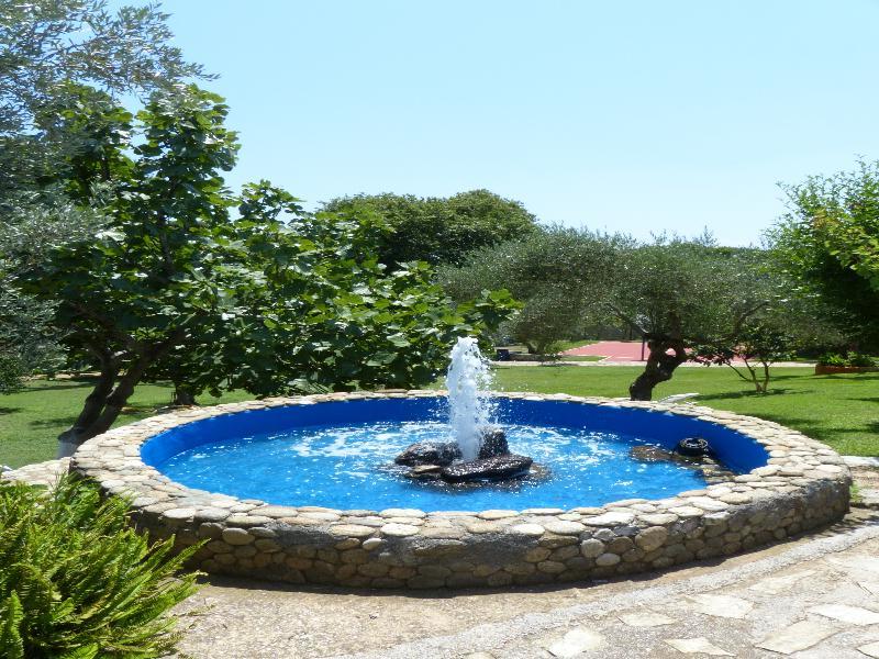 Katerina Apartments ตรูโลส ภายนอก รูปภาพ