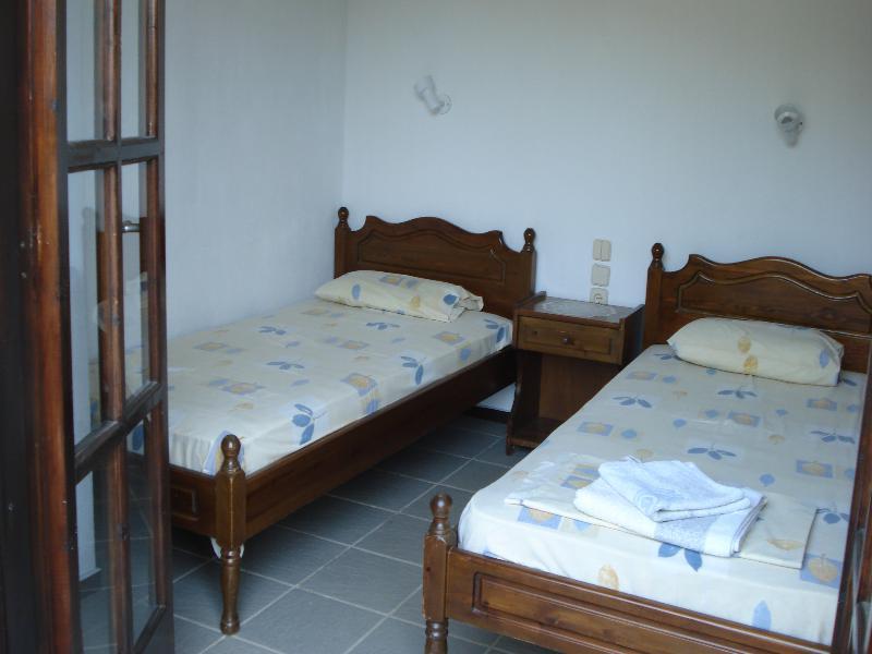 Katerina Apartments ตรูโลส ภายนอก รูปภาพ