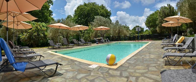 Katerina Apartments ตรูโลส ภายนอก รูปภาพ